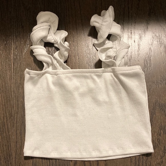 White cropped tank top - Picture 2 of 3